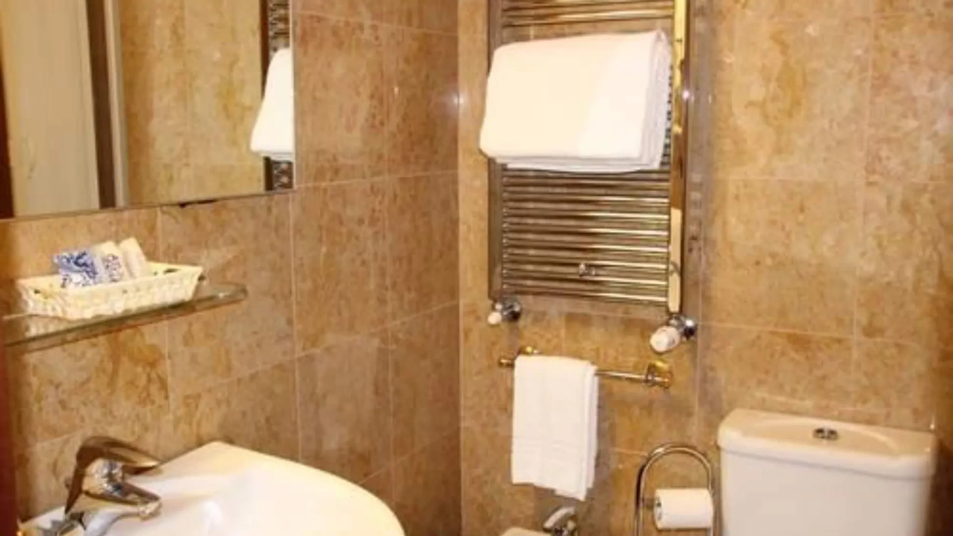 Mokinba Hotels Sant'Ambroeus Milan 3*,